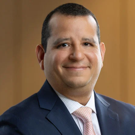 Oliver Muñoz E., socio de Quijano & Associates